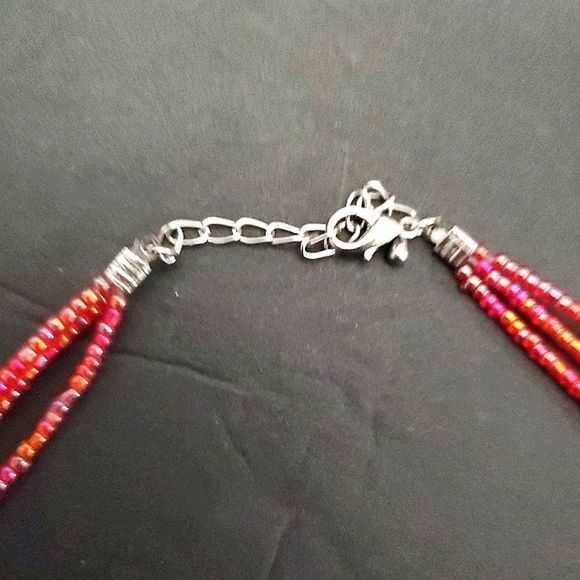 Red Seed Beads Necklace With Mother Of Pearl Blue Floral Rose Pendant - Picture 7 of 7